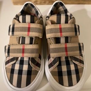 Burberry Shoes